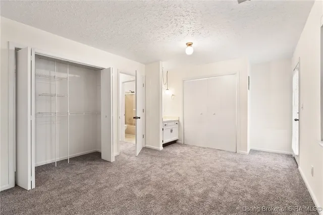 $129,900 | 710 Victoria Court, New Albany, IN 47150