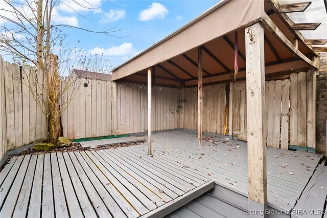 $129,900 | 710 Victoria Court, New Albany, IN 47150