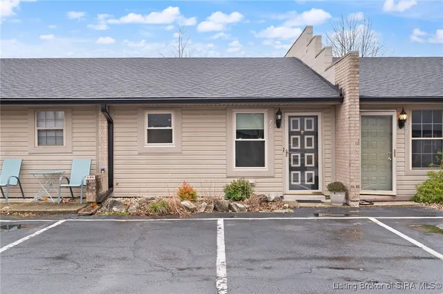 $129,900 | 710 Victoria Court, New Albany, IN 47150