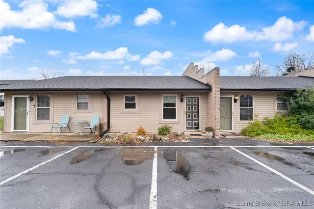 $129,900 | 710 Victoria Court, New Albany, IN 47150