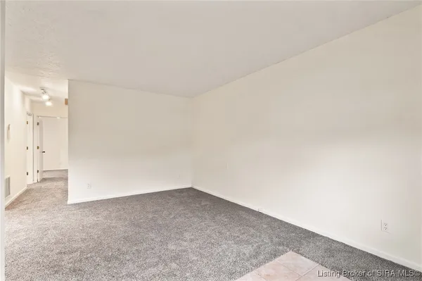 $129,900 | 710 Victoria Court, New Albany, IN 47150