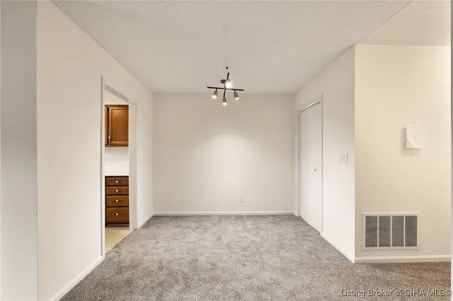 $129,900 | 710 Victoria Court, New Albany, IN 47150