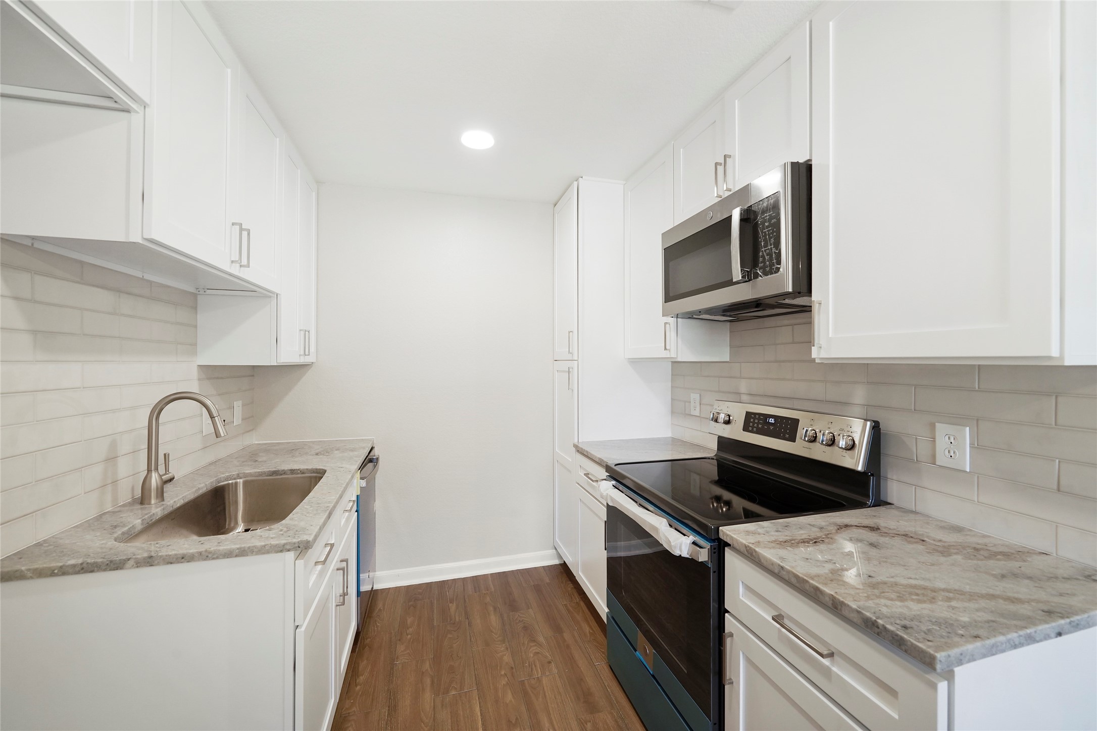 2526 Appian Way, Unit 2 New Caney, TX 77357 - Photo 9 of 17