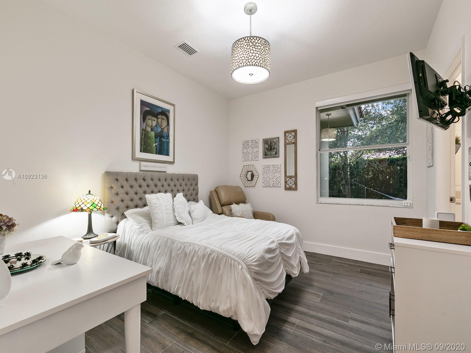 Weston Hills Weston, FL 33332 - Photo 24 of 75