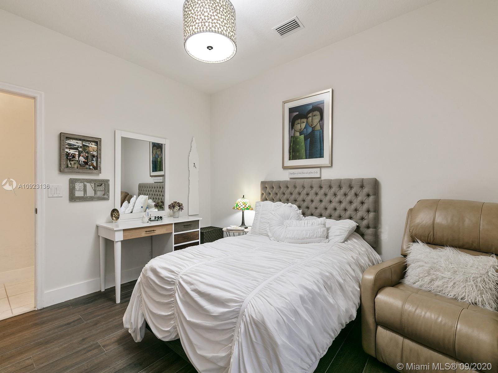 Weston Hills Weston, FL 33332 - Photo 43 of 75