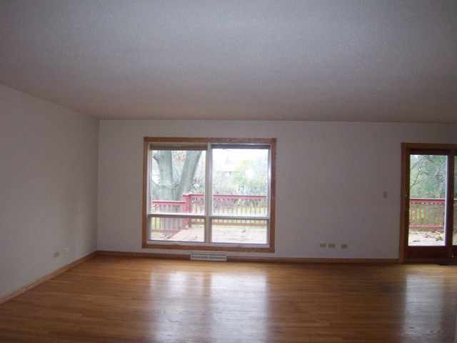 6105 Sands Road Crystal Lake, IL 60014 - Photo 14 of 19