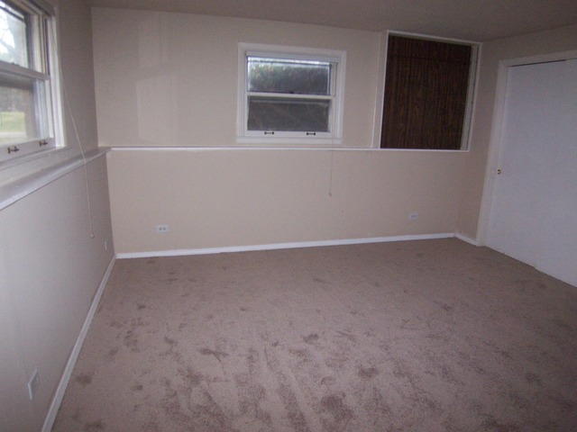 6105 Sands Road Crystal Lake, IL 60014 - Photo 9 of 19