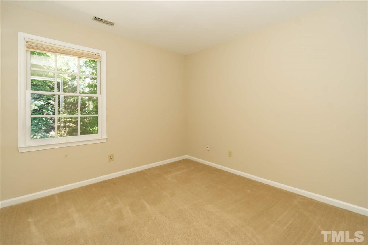 8113 Coleraine Court Raleigh, NC 27615 - Photo 17 of 28