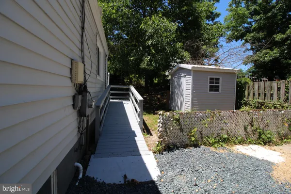 $429,000 | 9003 Anna Drive, Clinton, MD 20735