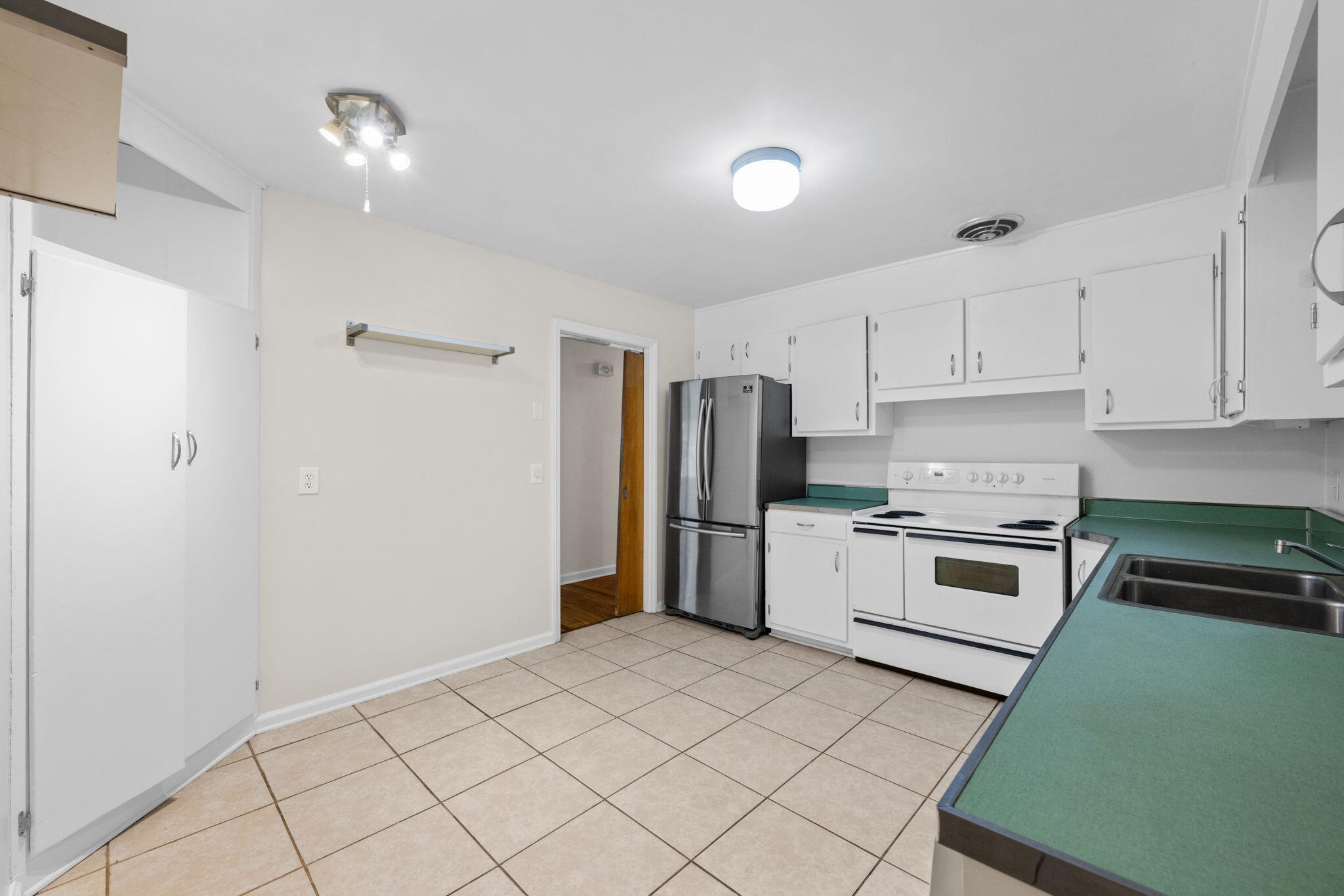 711 Oxford Road Chattanooga, TN 37405 - Photo 20 of 40 30-web-or-mls-DSC_6248