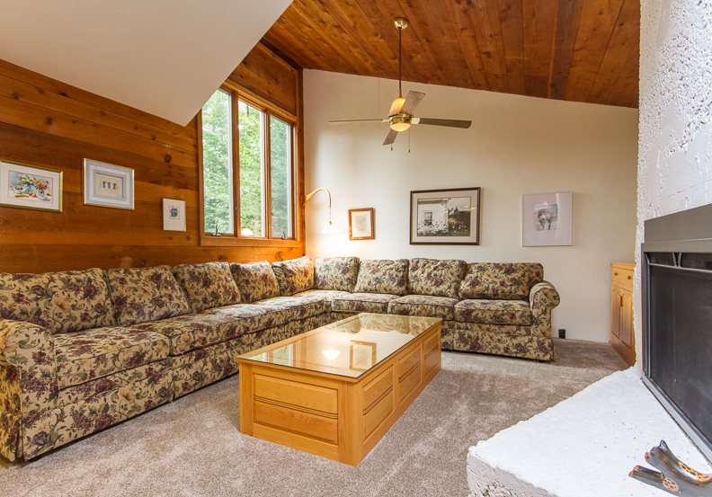 17 Spruce High Road Winhall, VT 05340 - Photo 5 of 40