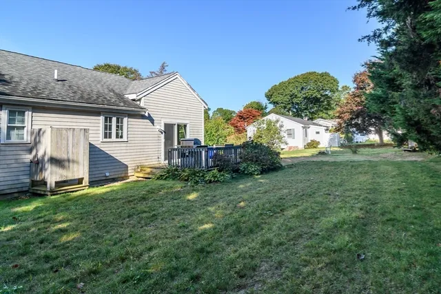 $2,500 | 27 Bellavista Drive, Bourne, MA 02559