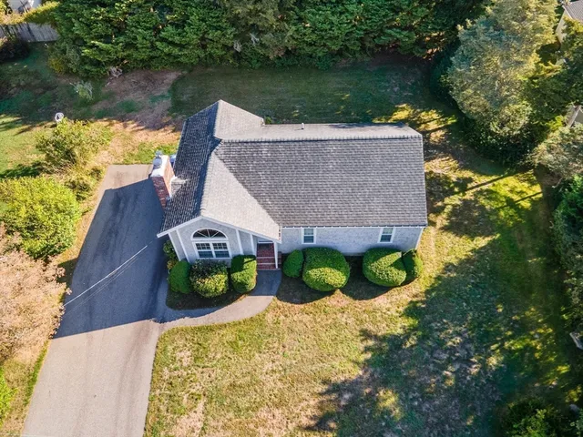 $2,500 | 27 Bellavista Drive, Bourne, MA 02559