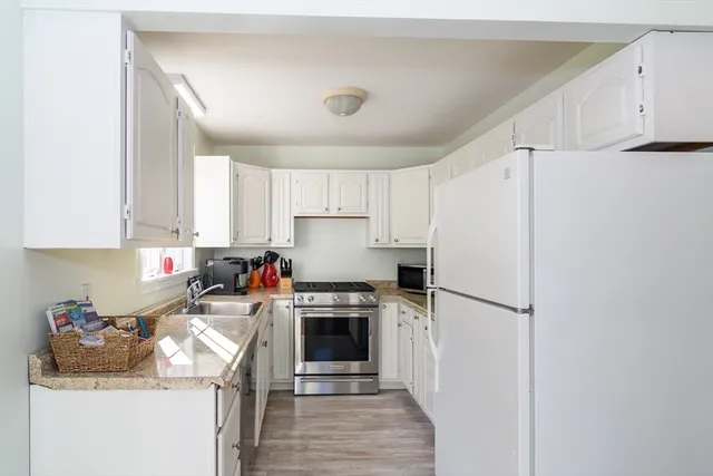 $2,500 | 27 Bellavista Drive, Bourne, MA 02559