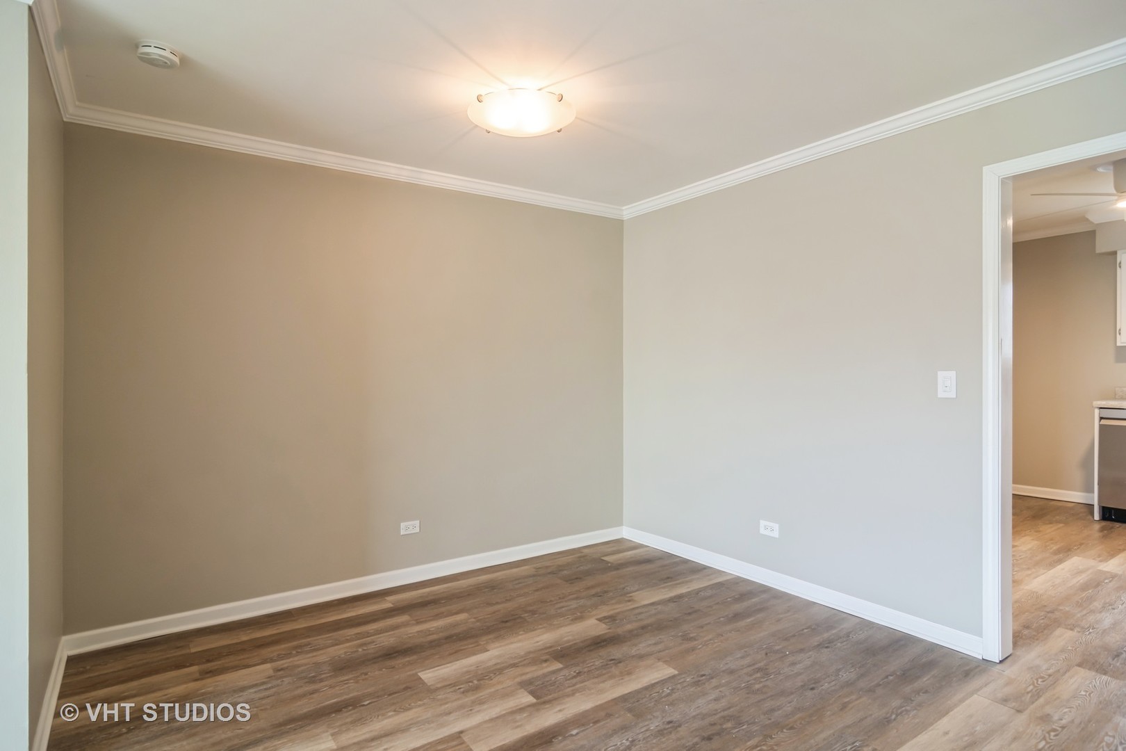 904 South Plum Grove Road, Unit 202 Palatine, IL 60067 - Photo 5 of 14 a view of an empty room