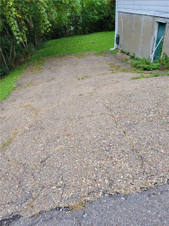 2238-2240 McKees Rocks Road McKees Rocks, PA 15136 - Photo 2 of 5 a view of a out door space