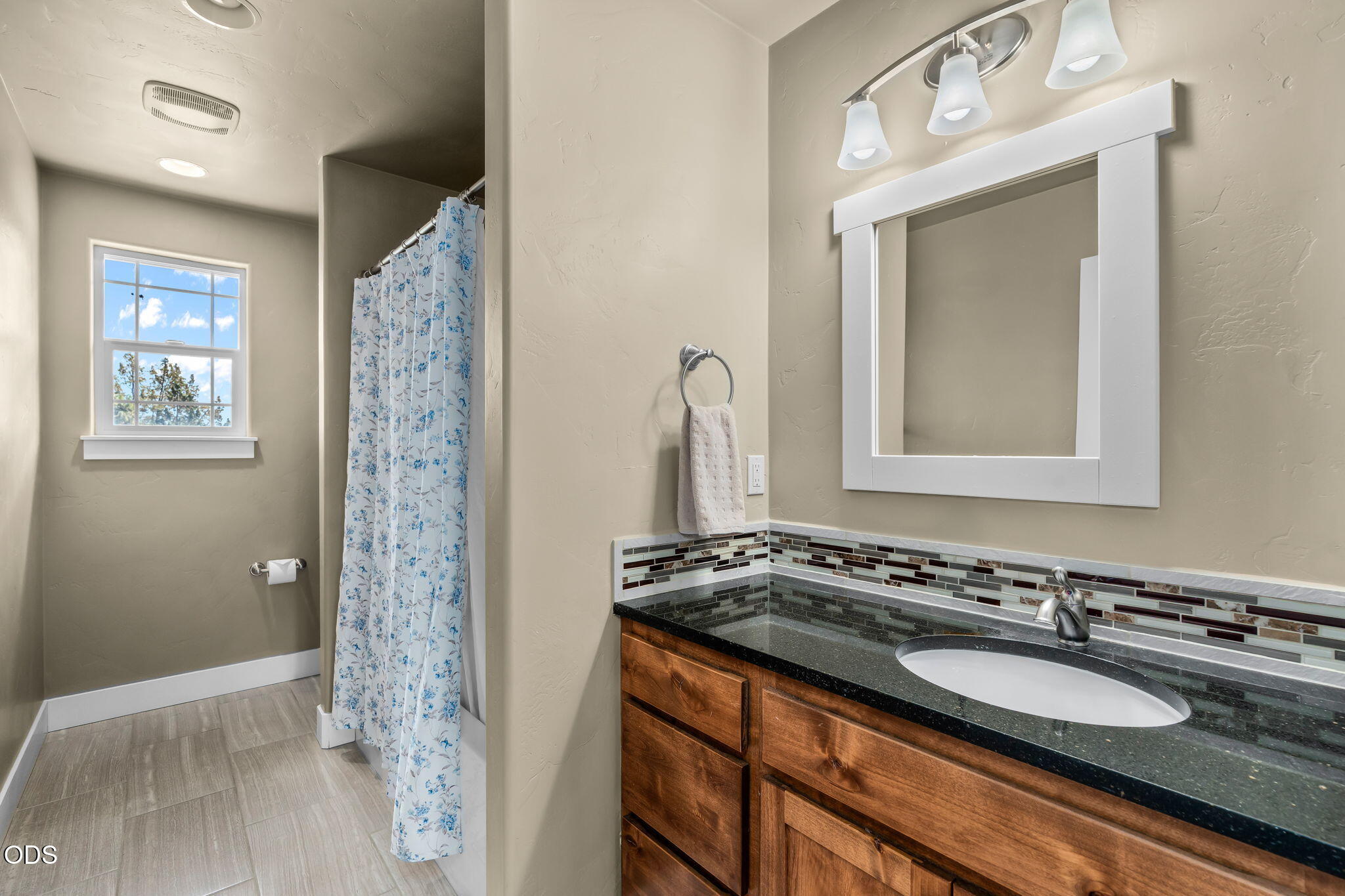 2850 Southwest 33rd Street Redmond, OR 97756 - Photo 21 of 33
