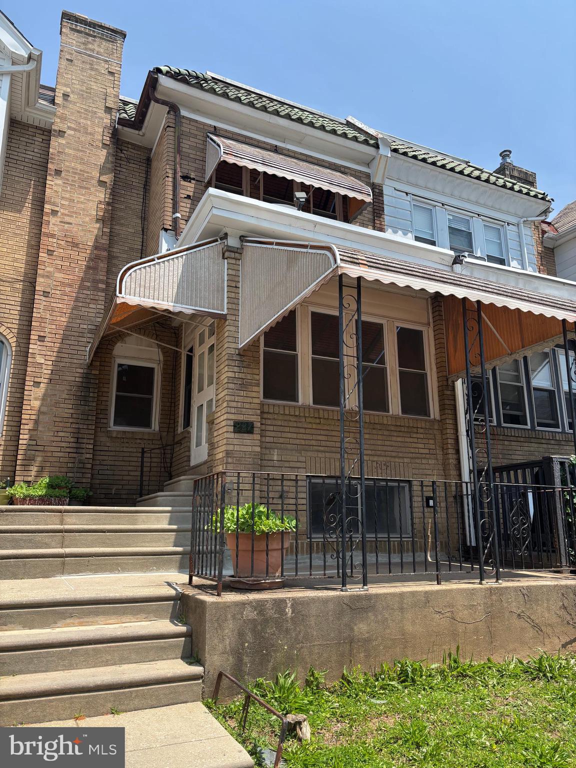 227 Wembly Road Upper Darby, PA 19082 - Photo 2 of 19 a view of a house with a balcony