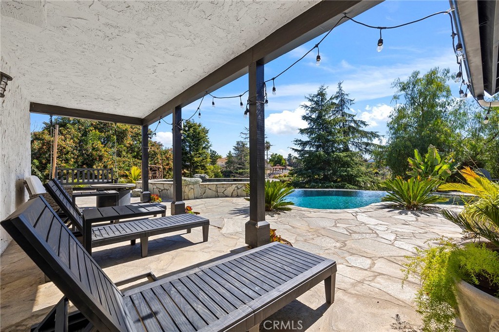 41480 Luz Del Sol Temecula, CA 92591 - Photo 38 of 44