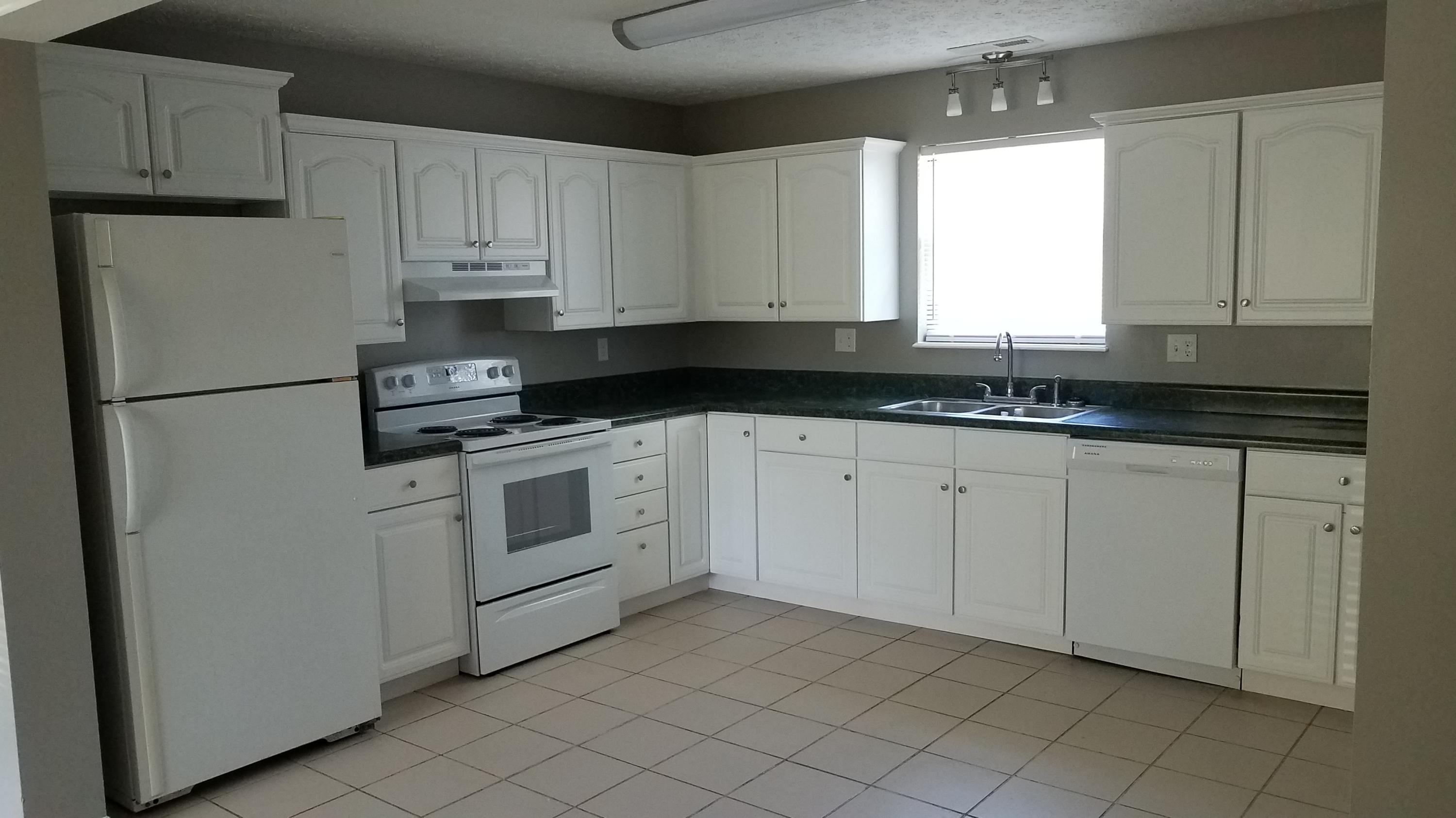 350 York Road Crossville, TN 38555 - Photo 8 of 24 08