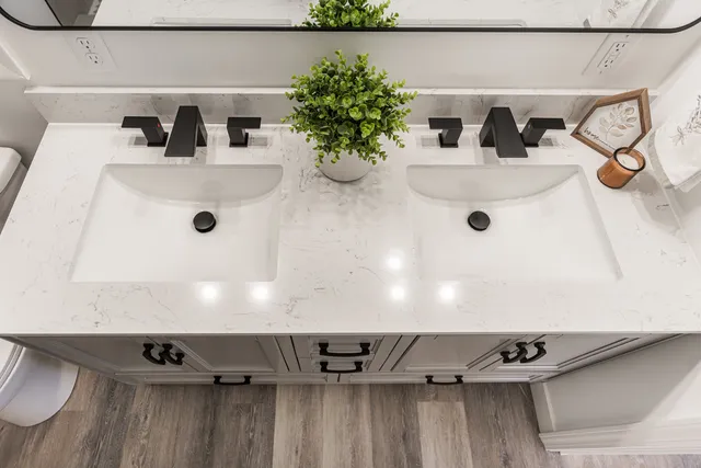 $350,000 | 21044 Virginia Road, DeKalb, IL 60115