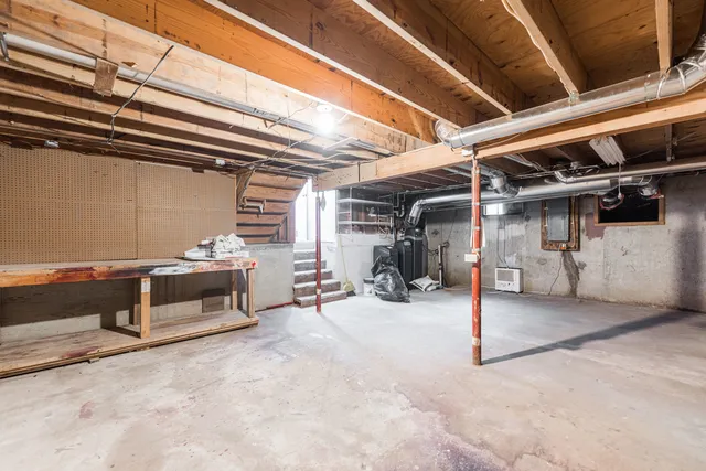 $350,000 | 21044 Virginia Road, DeKalb, IL 60115