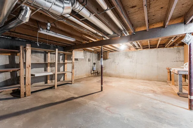 $350,000 | 21044 Virginia Road, DeKalb, IL 60115