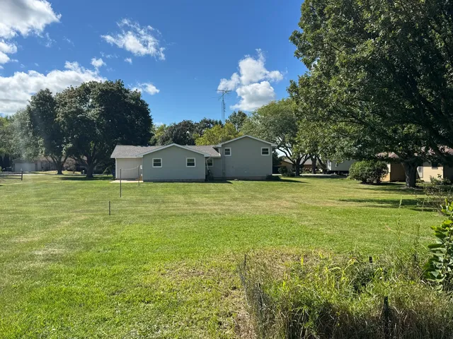 $350,000 | 21044 Virginia Road, DeKalb, IL 60115