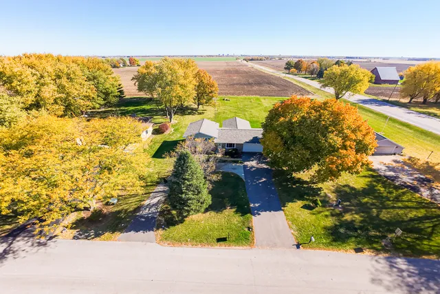 $350,000 | 21044 Virginia Road, DeKalb, IL 60115