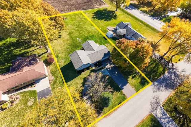 $350,000 | 21044 Virginia Road, DeKalb, IL 60115