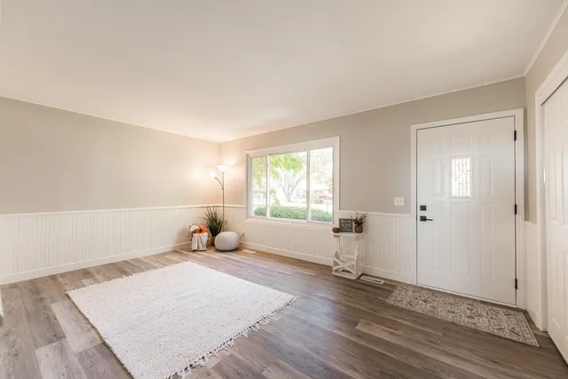 $350,000 | 21044 Virginia Road, DeKalb, IL 60115