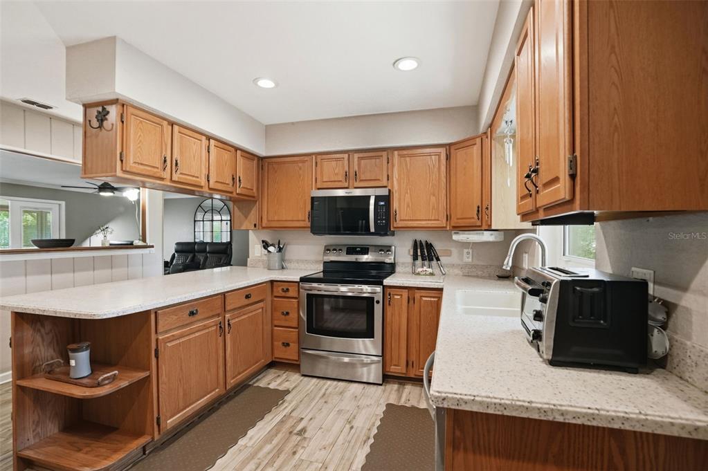 15620 Hays Road Spring Hill, FL 34610 - Photo 15 of 87