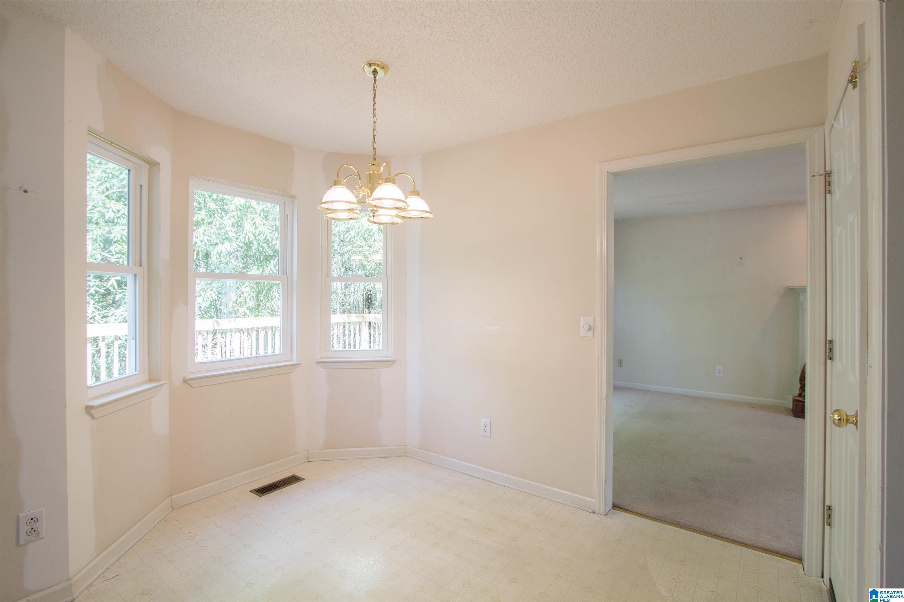 1271 Mission Hills Road Alabaster, AL 35007 - Photo 13 of 58