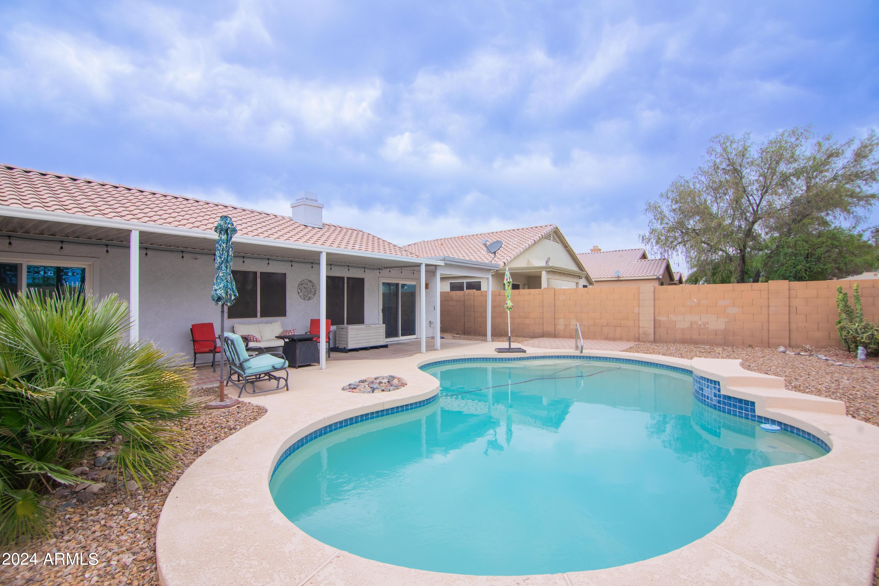 833 South Del Rancho Mesa, AZ 85208 - Photo 1 of 53 Pool