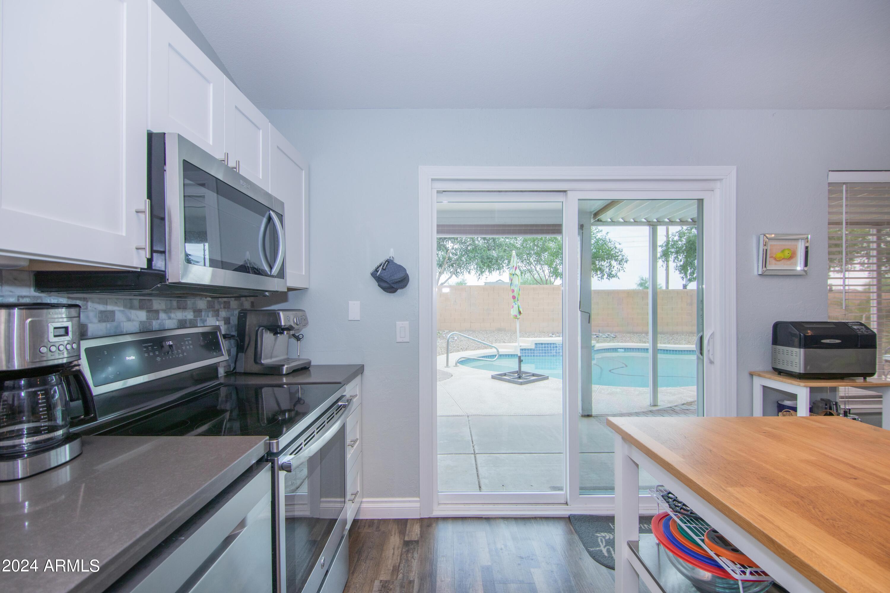 833 South Del Rancho Mesa, AZ 85208 - Photo 12 of 53 Kitchen