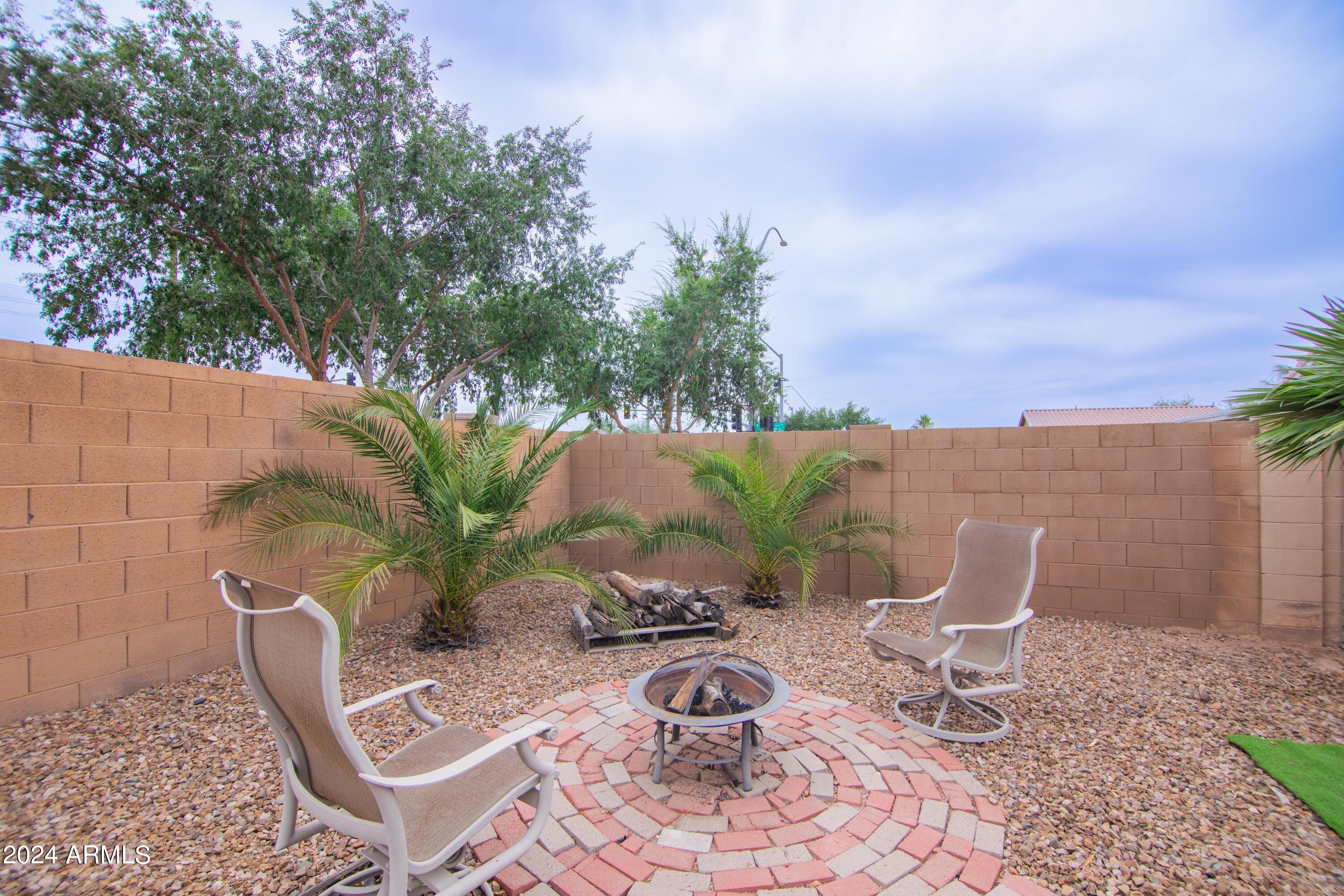 833 South Del Rancho Mesa, AZ 85208 - Photo 41 of 53 Back Yard