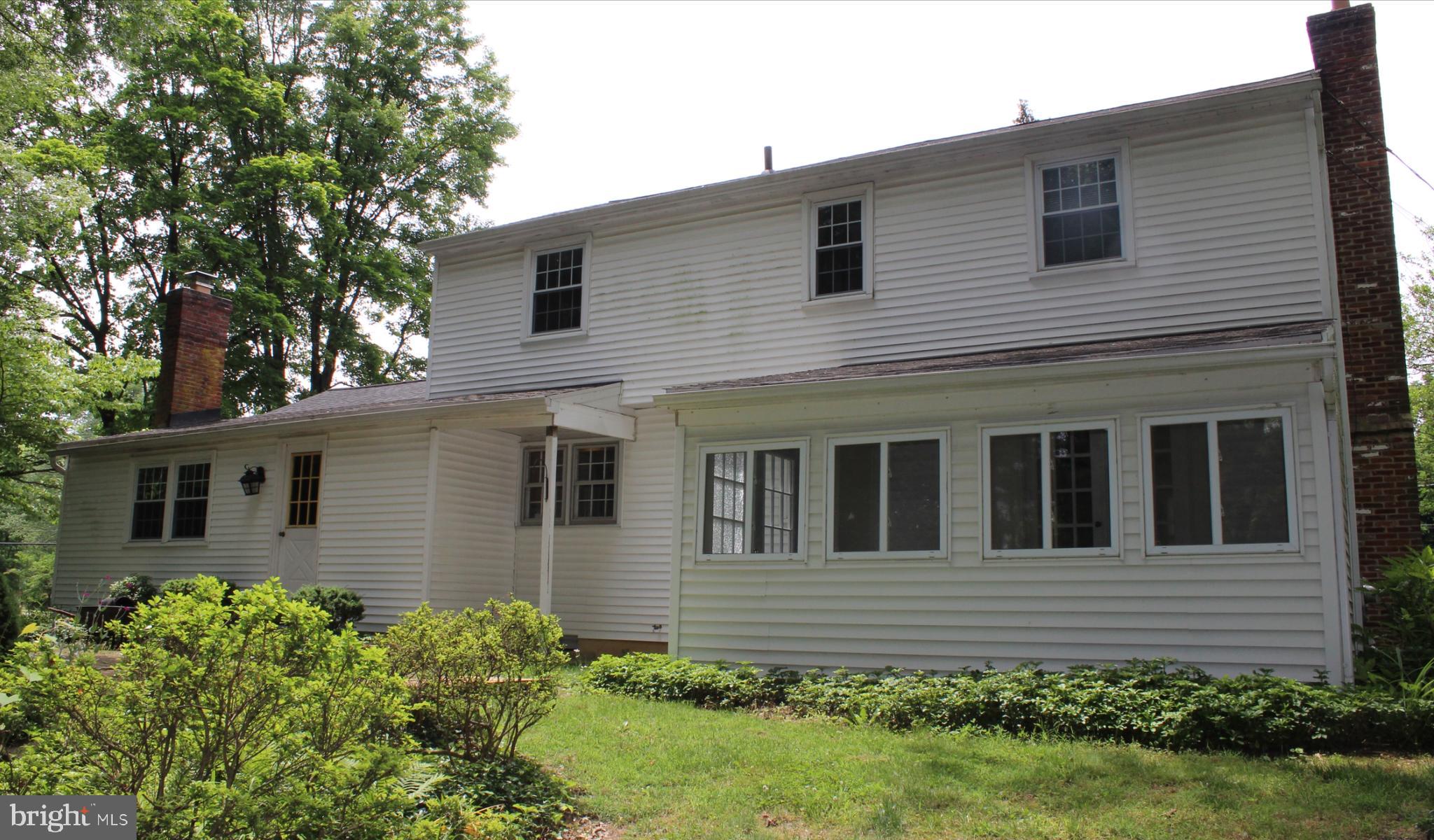 92 Glendale Road Exton, PA 19341 - Photo 3 of 29 Gallery Image 3