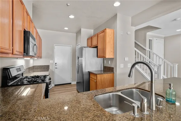 $3,200 | 7161 East Avenue, Unit 80, Rancho Cucamonga, CA 91739