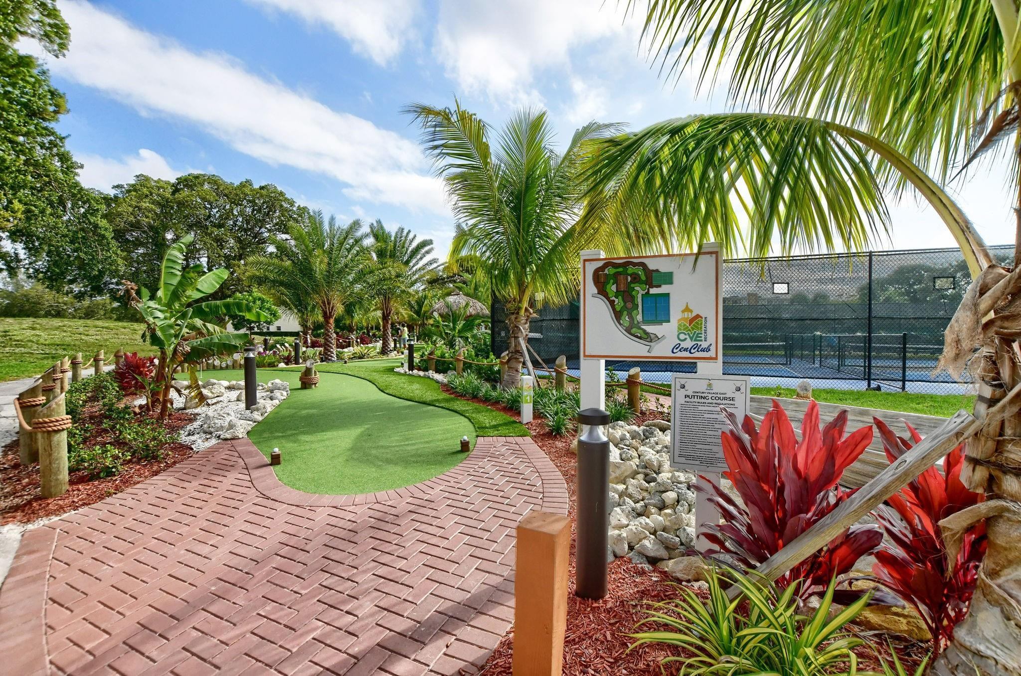 84 Markham East, Unit 84 Deerfield Beach, FL 33442 - Photo 37 of 65 Photo 37