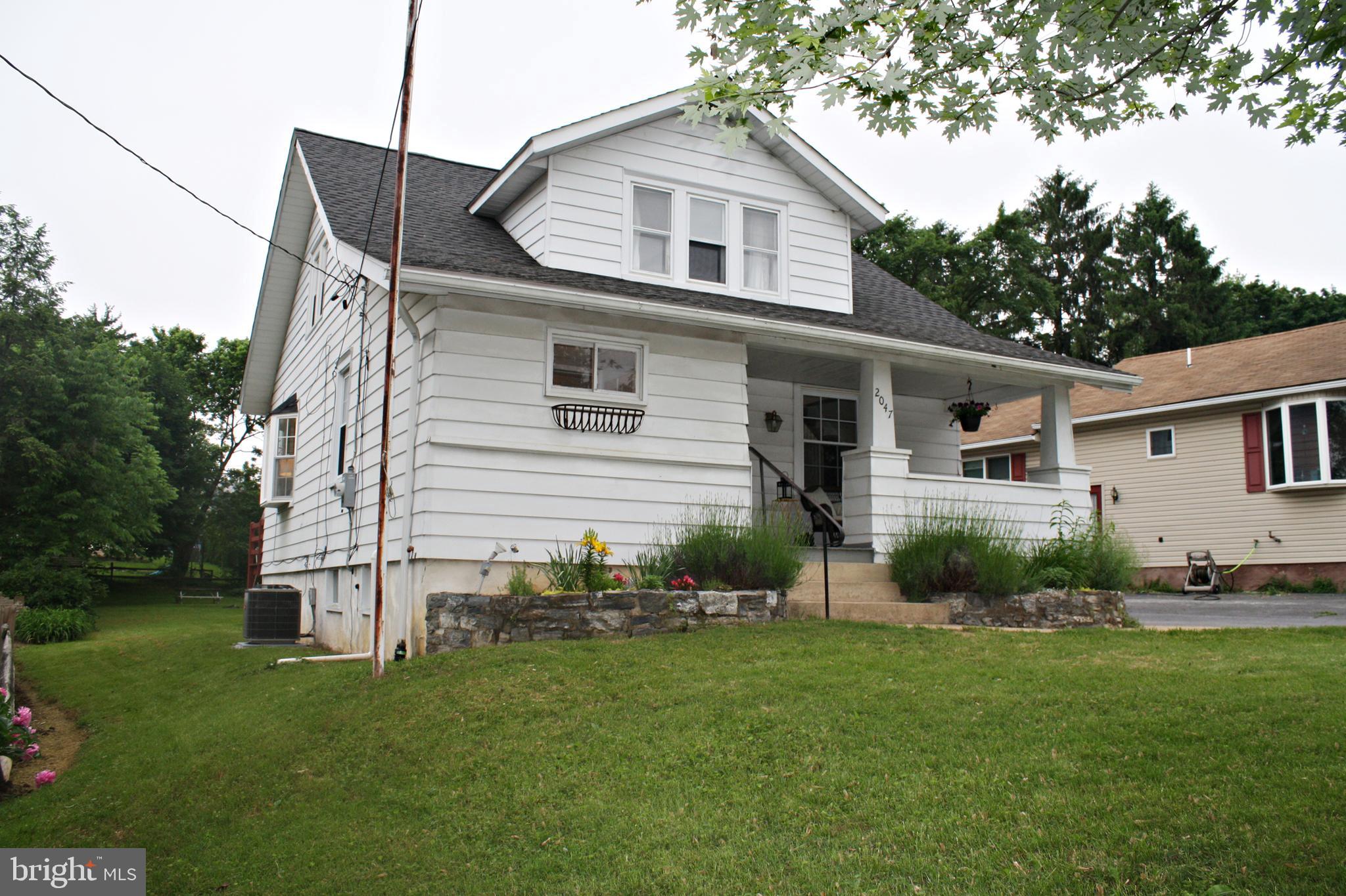 2047 Pennwick Road Lancaster, PA 17601 - Photo 3 of 29