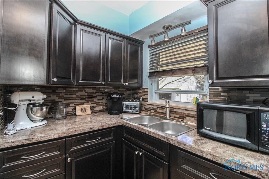 3636 Maxwell Road Toledo, OH 43613 - Photo 14 of 30 Gallery Image 14