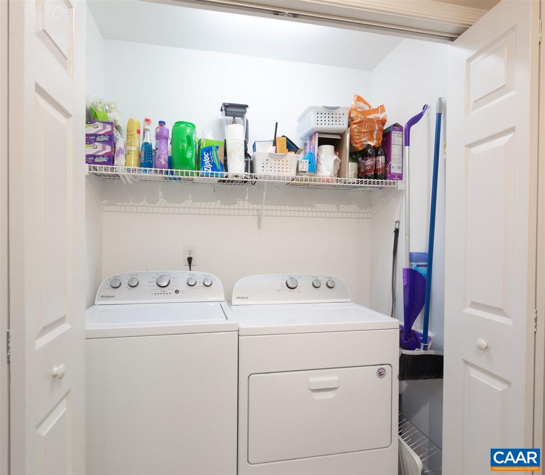 18 East Point Road Palmyra, VA 22963 - Photo 11 of 20 a utility room with dryer and washer