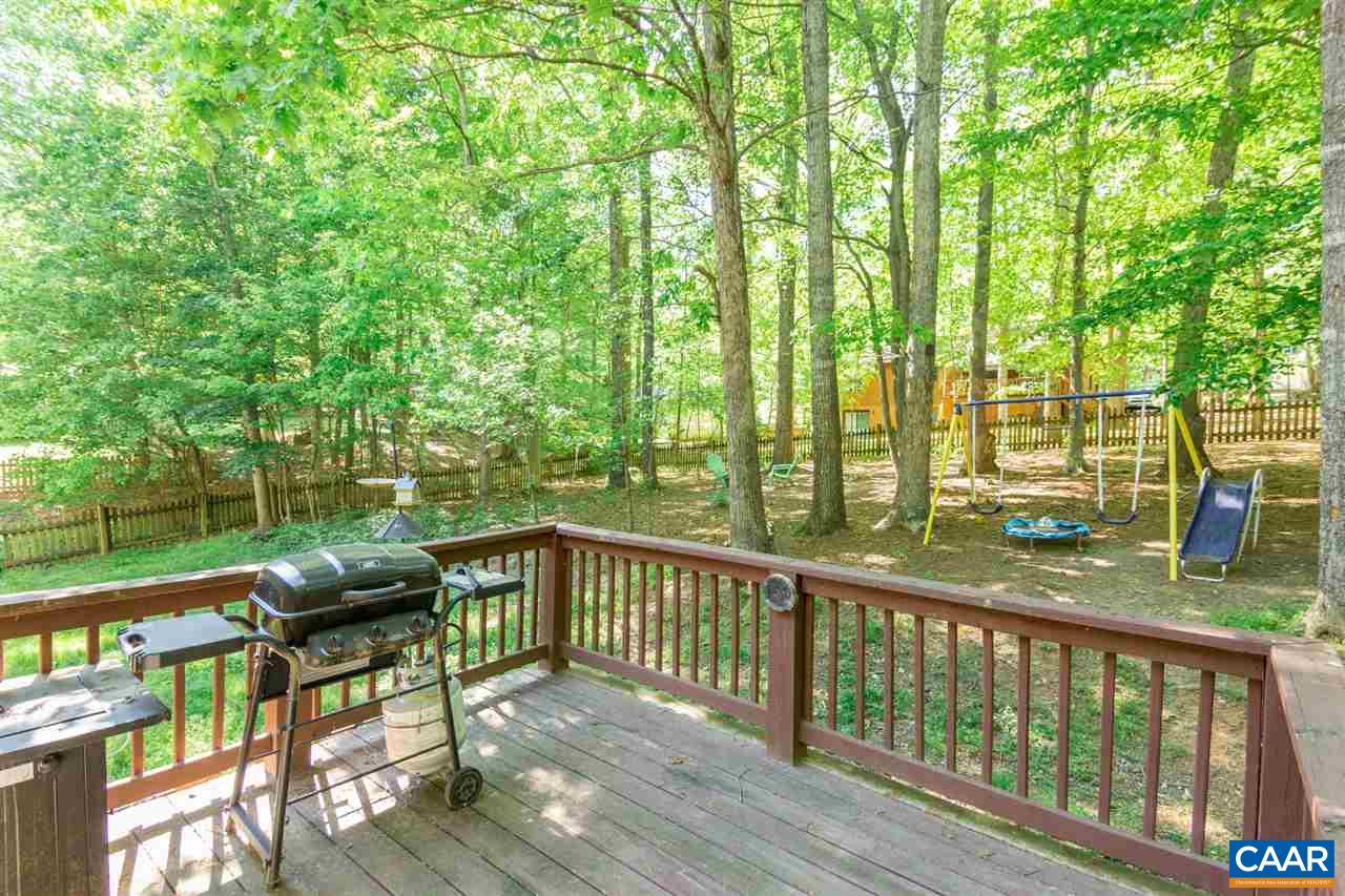 18 East Point Road Palmyra, VA 22963 - Photo 19 of 20 a view of a two chairs in the deck