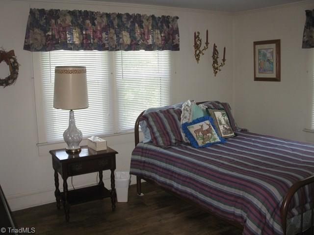 536 Boomer Road Boomer, NC 28606 - Photo 21 of 33 master bedroom