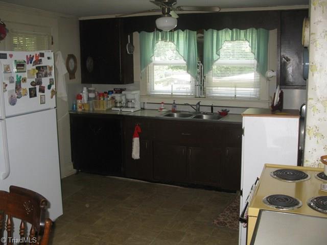 536 Boomer Road Boomer, NC 28606 - Photo 29 of 33 kitchen