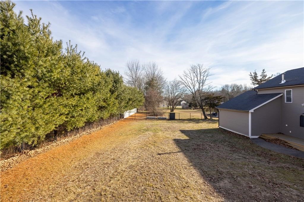 311 Hope Road Cranston, RI 02921 - Photo 30 of 33
