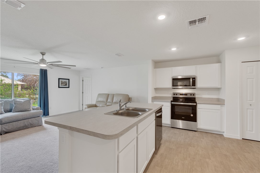 450 Kendall Avenue Sebastian, FL 32958 - Photo 16 of 33