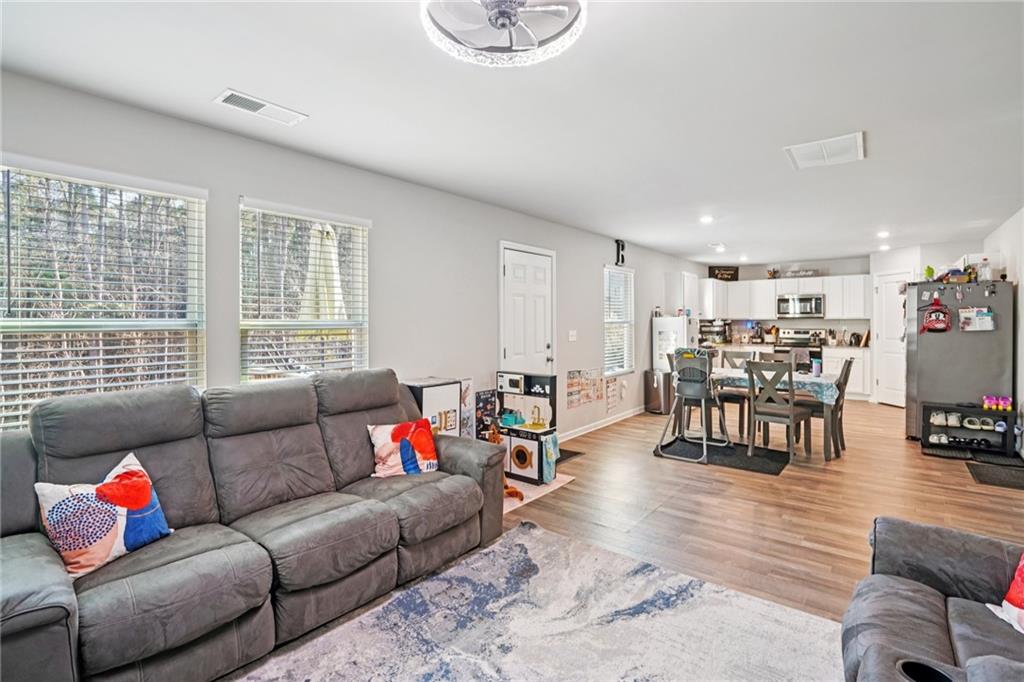 423 Hopi Lane Villa Rica, GA 30180 - Photo 5 of 37