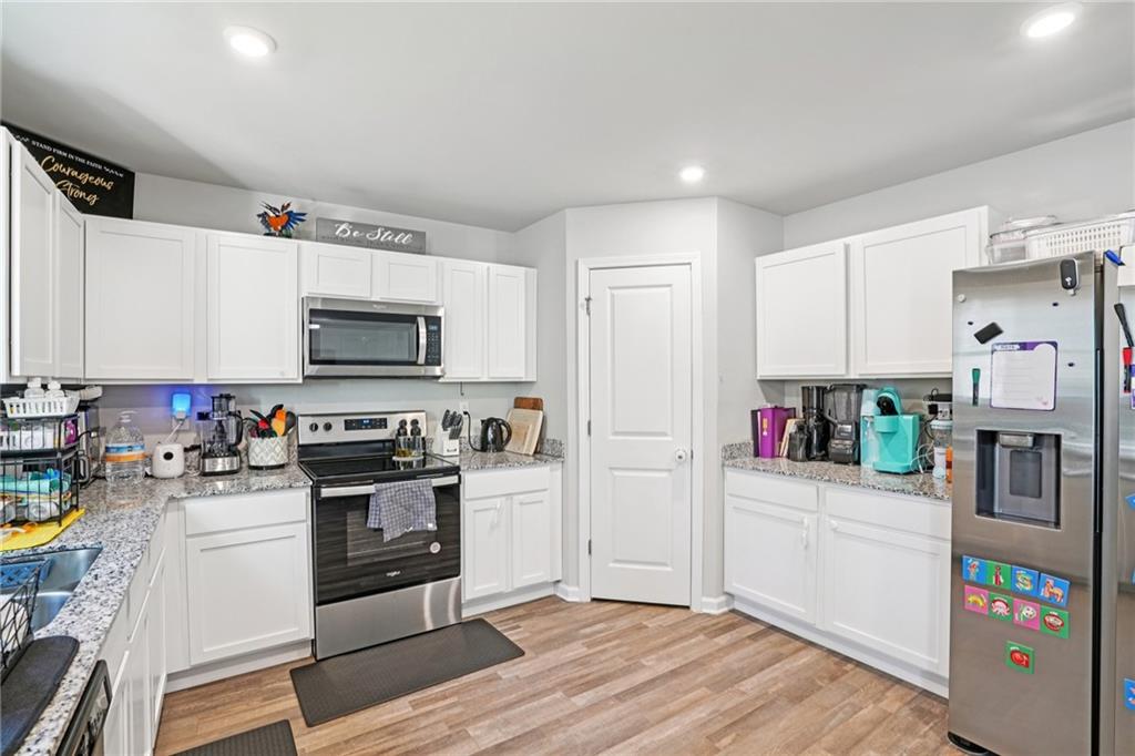 423 Hopi Lane Villa Rica, GA 30180 - Photo 8 of 37