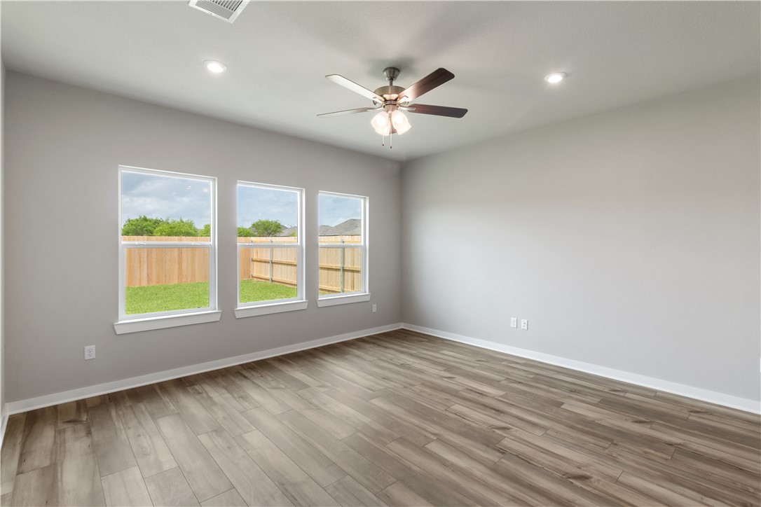 5504 Harriet Street Bryan, TX 77807 - Photo 6 of 23